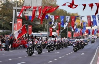 VATAN CADDESİ’NDE 99’UNCU YIL COŞKUSU