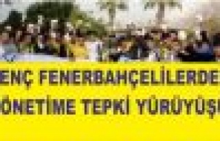 Fenerbahçeli Taraftardan Yönetim'e tepki yürüyüşü